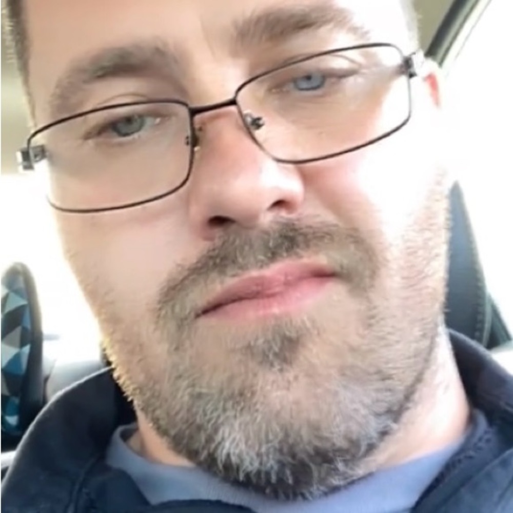 Meet your Posher, Adam